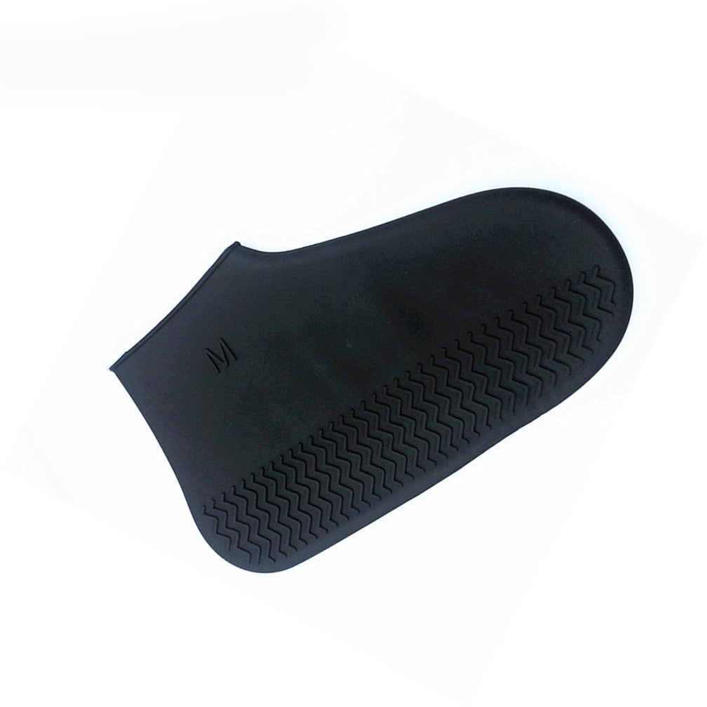Boots Men and women hiking slip wearable easy to carry silicone rain