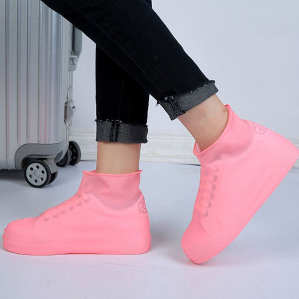 Boots Men and women hiking slip wearable easy to carry silicone rain