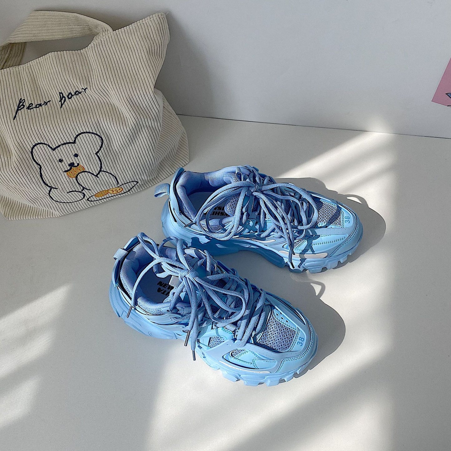 Sneakers Women's Casual Versatile Retro Couple Footwear Design Style