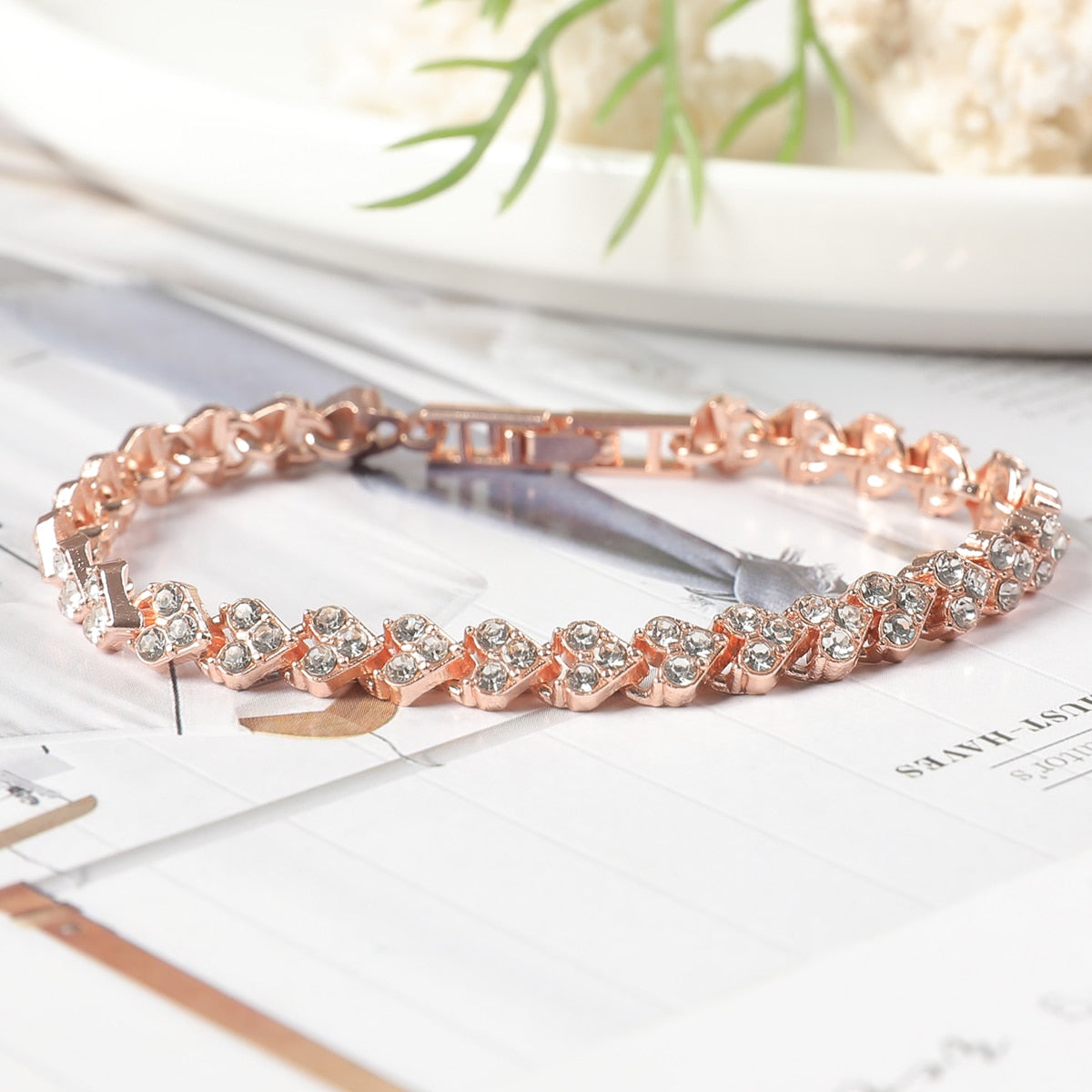 Bracelet Rhinestone Infinity  Women's Jewelry Beauty Wear Design Style